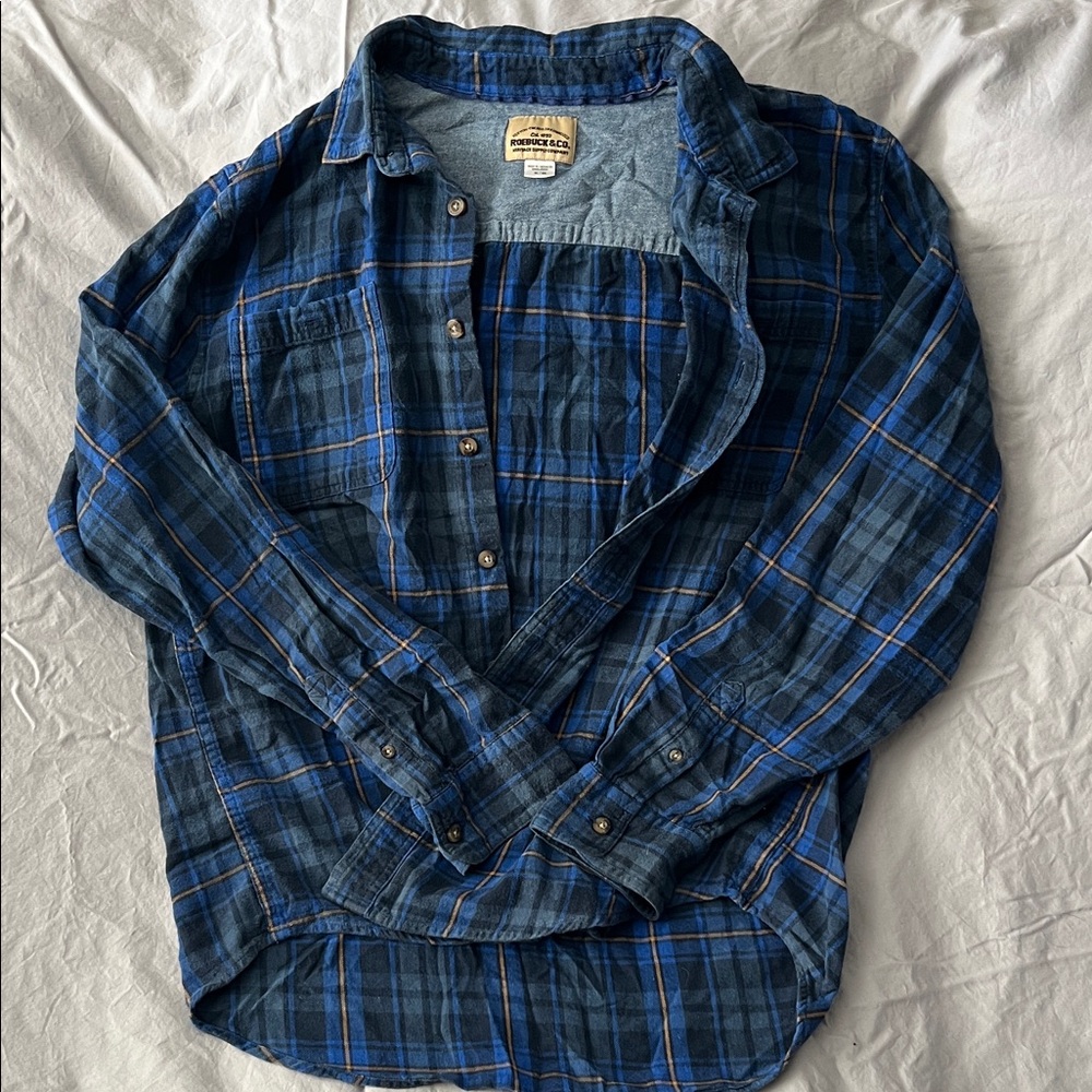 Casual Blue Plaid Button-Down Shirt